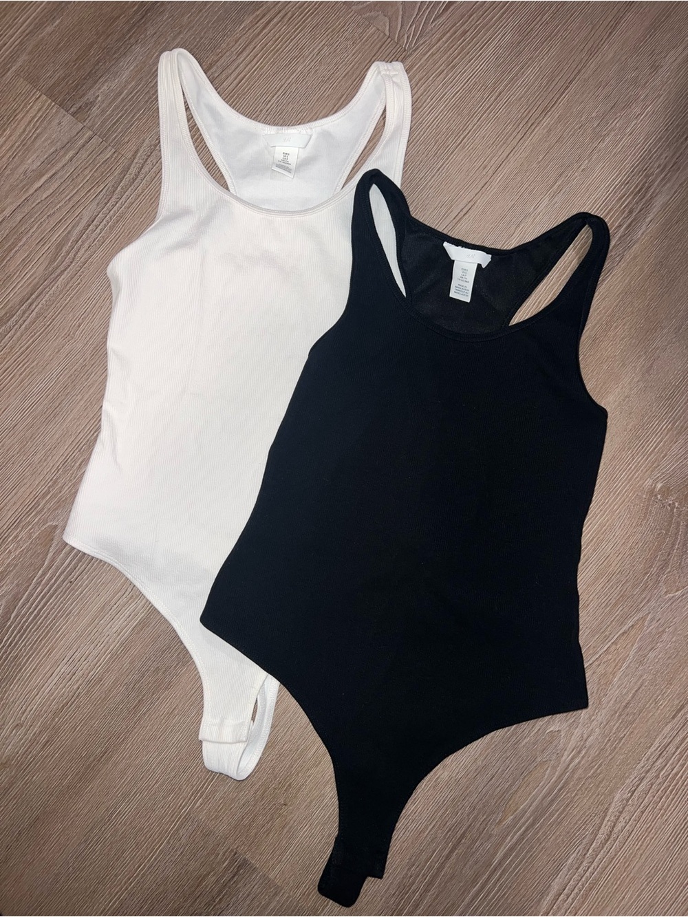 H&M Ribbed Bodysuit - 2pk